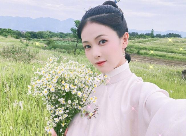 许凯公司聚会怀里白鹿(白鹿趴在许凯背上说了什么) 许凯公司聚会怀里白鹿(白鹿趴在许凯背上说了什么)
