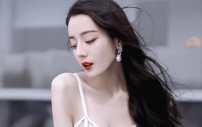 迪丽热巴微博超话(迪丽热巴和肖战谁火) 迪丽热巴微博超话(迪丽热巴和肖战谁火)