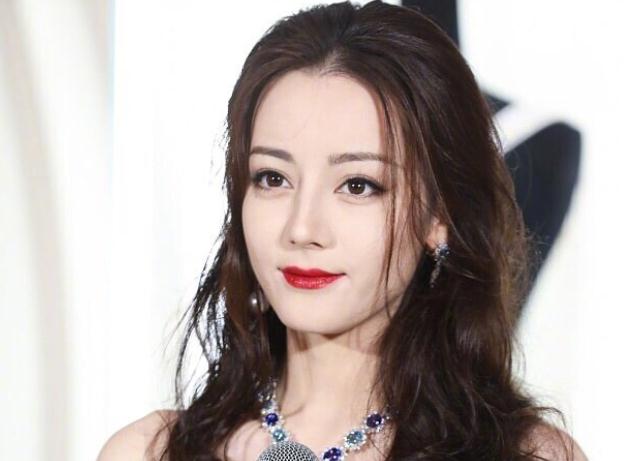 杨洋跟迪丽热巴(迪丽热巴演的电视剧大全古装) 杨洋跟迪丽热巴(迪丽热巴演的电视剧大全古装)