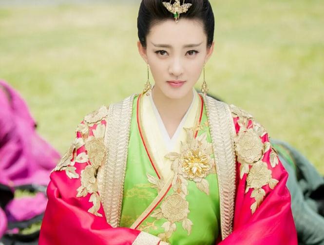 王丽坤家乡(王丽坤晒体重) 王丽坤家乡(王丽坤晒体重)
