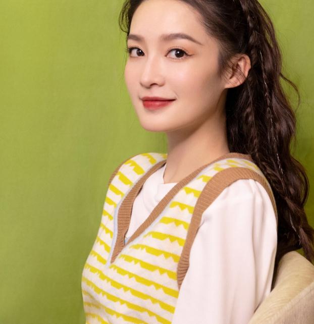 李沁的原名是叫什么(李沁有哪些代言) 李沁的原名是叫什么(李沁有哪些代言)