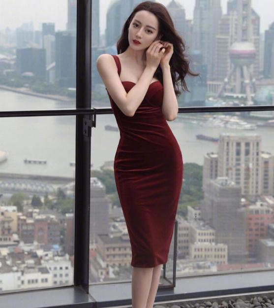 迪丽热巴有工作室吗(迪丽热巴齐名新疆女演员) 迪丽热巴有工作室吗(迪丽热巴齐名新疆女演员)