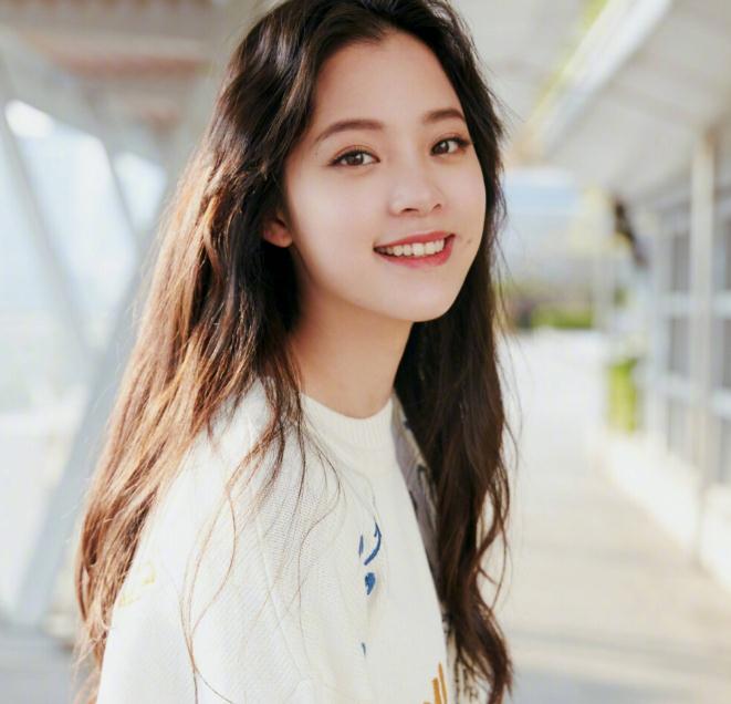 欧阳娜娜半年赚7000万(欧阳娜娜叫黄磊师父) 欧阳娜娜半年赚7000万(欧阳娜娜叫黄磊师父)