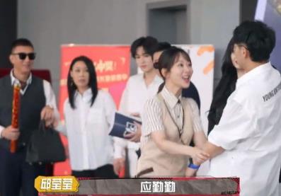 黄子韬杨紫演情侣是哪一期,黄子韬和杨紫为什么不在一起 黄子韬杨紫演情侣是哪一期,黄子韬和杨紫为什么不在一起